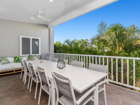 KINGY BEACH HOUSE At 162 - Australia Accommodation 2
