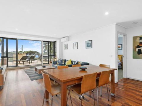 APARTMENT 10 PACIFIC APARTMENTS FREE WIFI! - Australia Accommodation 1