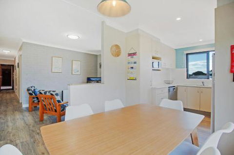 Apollo Unit 21 - Australia Accommodation 3