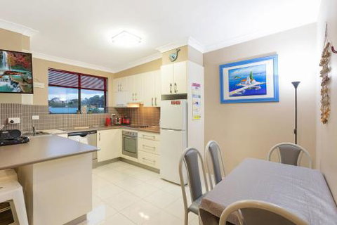 Apollo Unit 7 - Australia Accommodation 5