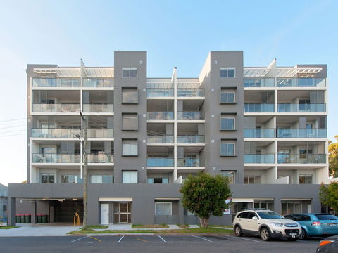 The Shoal Unit 309 / 4 8 Bullecourt Street - Australia Accommodation 0