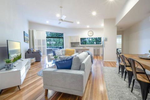 Ait Shona Happy Place. Apt 10 Haven On The Park - Australia Accommodation 0