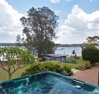 Fishing Point Shores - Australia Accommodation