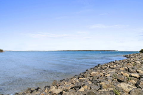 Beauty AND THE Peace - Inlet Side - Australia Accommodation 6