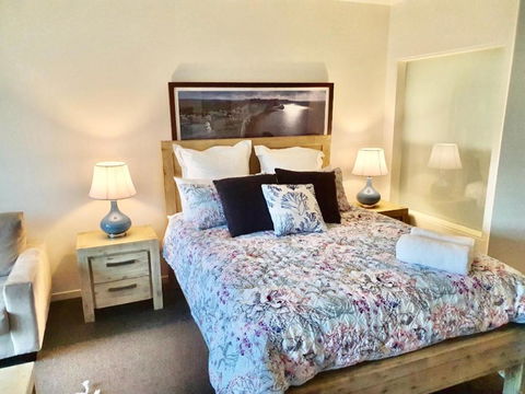 FAMILY ISLAND GETAWAY BEACHFRONT APARTMENT - Australia Accommodation 5