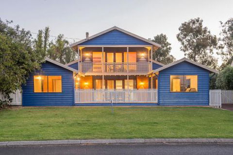Ultramarine - Australia Accommodation 0
