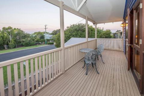 Ultramarine - Australia Accommodation 1