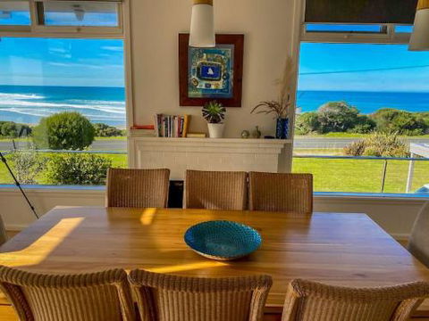 MAVI BEACH HOUSE Beachfront Wifi Views - Australia Accommodation 3