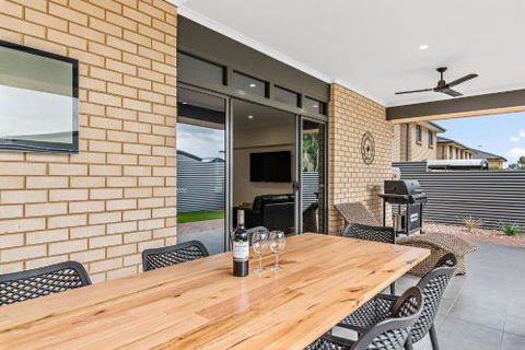 La Sienna - Australia Accommodation 5