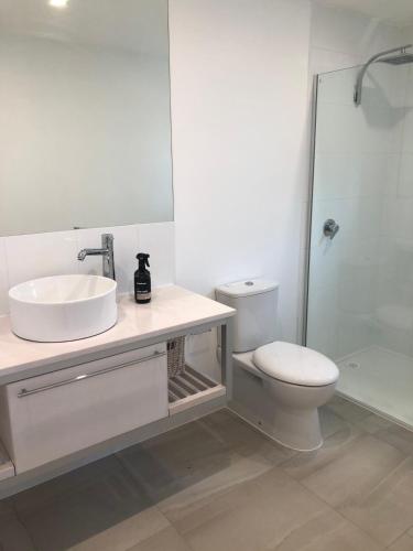 Carinya Coastal Cottage - Australia Accommodation 3