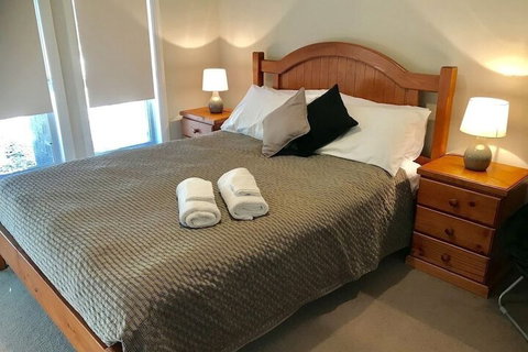 Vintage On The 8th - Australia Accommodation 4