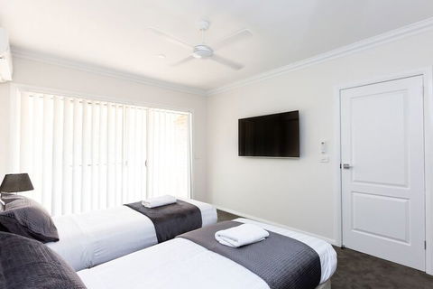 Wagga Apartments 4 - Australia Accommodation 2