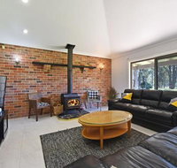 Just Listed Blaxlands Homestead the very best location in the Valley walk to everything - Australia Accommodation