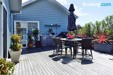 Allure - Australia Accommodation 0