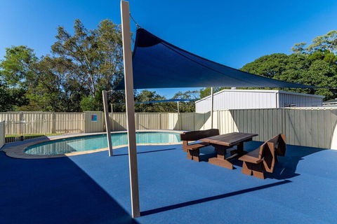 WaterviewsPool Wifi Its All Here ! Welsby Pde Bongaree - Australia Accommodation 7