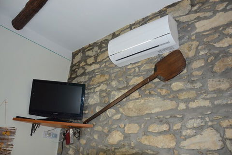 Woollamia Village Retreat - Australia Accommodation 3