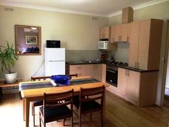 Acacia House Retreat Daylesford - Australia Accommodation 5
