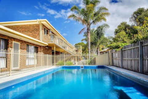 Allambi Holiday Apartments - Australia Accommodation 0