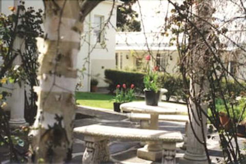 Merton Manor Exclusive Bed And Breakfast - Australia Accommodation 1