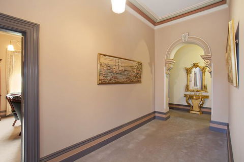 Merton Manor Exclusive Bed And Breakfast - Australia Accommodation 3