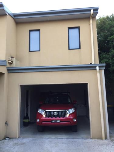 Central Cowes Family Townhouses - Australia Accommodation 3