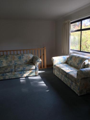 Central Cowes Family Townhouses - Australia Accommodation 2