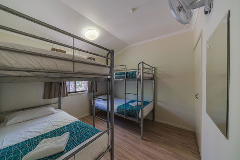 Capricorn Caves - Caravan Park - Australia Accommodation 4