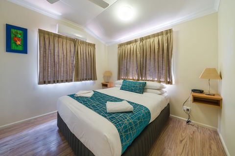 Capricorn Caves - Caravan Park - Australia Accommodation 2