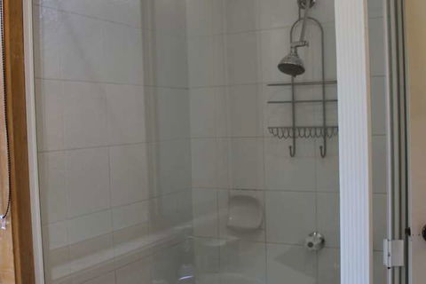 Australian Home Away At Doncaster Andersons Creek 2 - Australia Accommodation 6
