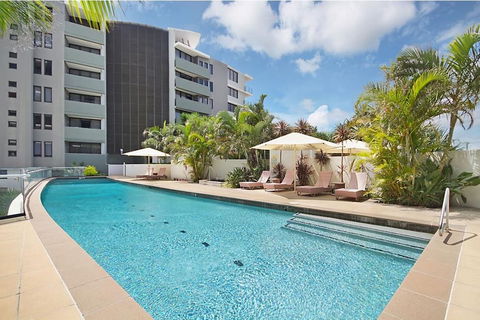Ambience On Burleigh Beach - Australia Accommodation 2