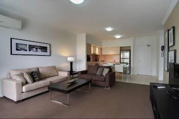 Chancellor Lakeside - Australia Accommodation 5