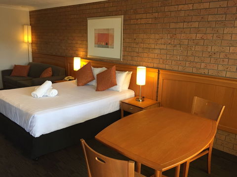 James Street Motor Inn - Australia Accommodation 6