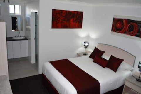 Alabaster Motor Inn Taree - Australia Accommodation 0