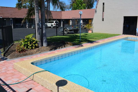 Alabaster Motor Inn Taree - Australia Accommodation 2