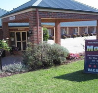 Poachers Paradise Motel - Australia Accommodation