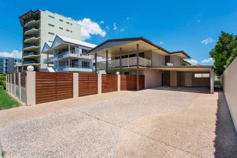 City-ville Luxury Apartments & Motel - Australia Accommodation 2