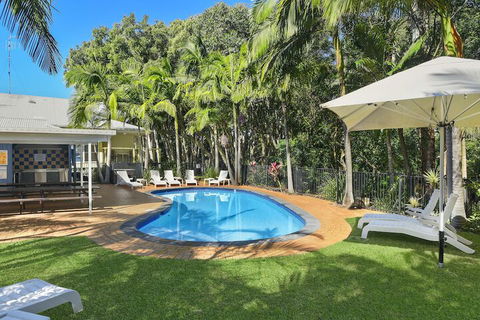 Flynns On Surf Beach Villas - Australia Accommodation 2