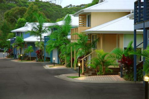 Flynns On Surf Beach Villas - Australia Accommodation 0