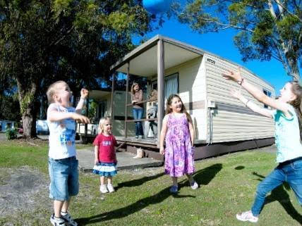 Aukaka Caravan Park - Australia Accommodation 0