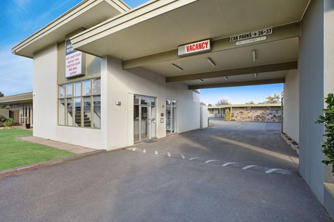 Adelaide Road Motor Lodge - Australia Accommodation 0