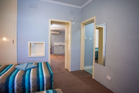 Murray Bridge Motor Inn - Australia Accommodation 4
