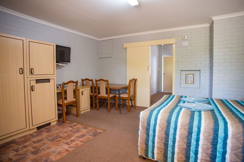 Murray Bridge Motor Inn - Australia Accommodation 3
