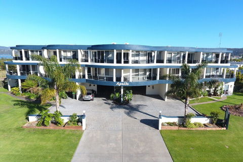 Apollo Apartments - Australia Accommodation 1