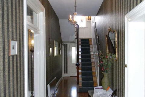 Windmill Hill Lodge - Australia Accommodation 6