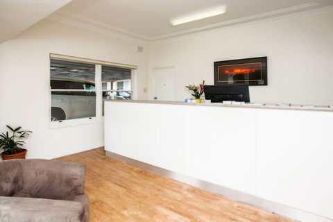 Cowra Motor Inn - Australia Accommodation 7