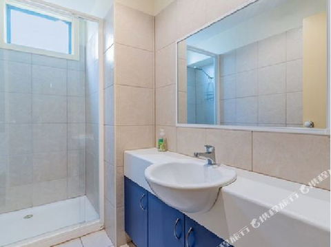 Fabulous Townhouse At The Famous Smiths Beach - Australia Accommodation 3