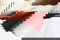 Lakeside - Australia Accommodation 0