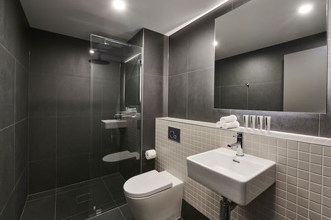 Abode Belconnen - Australia Accommodation 3