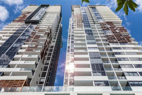 Chic Brisbane Living - Australia Accommodation 1