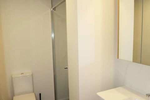 Chic Brisbane Living - Australia Accommodation 6